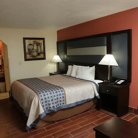Budget Inn - Washington Екстериор снимка