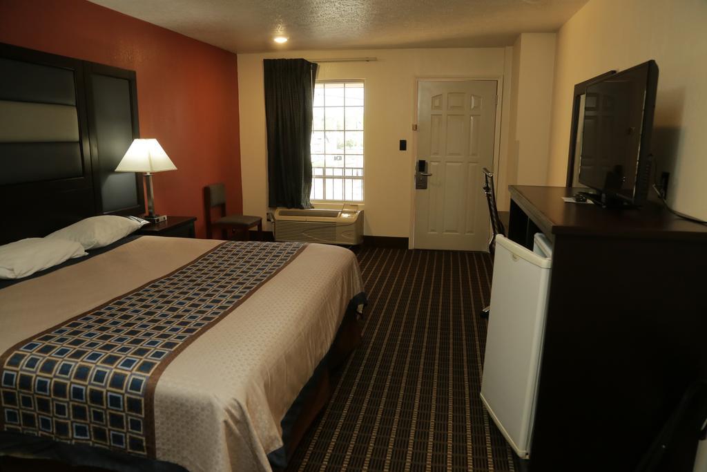 Budget Inn - Washington Екстериор снимка