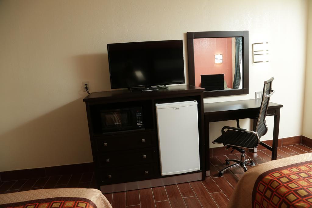Budget Inn - Washington Екстериор снимка